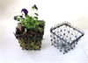 1 stk. Tråd potte. Metal. Grå . 8 x 8 cm Højde 7 cm. Prisen er pr. stk.